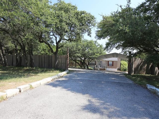 16400 Rocky Ridge Rd