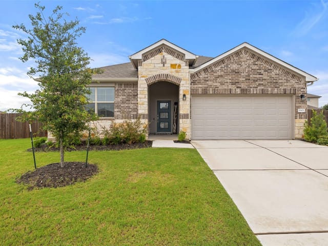 16401 Coratina DR