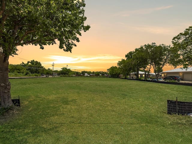 16409 Summit DR