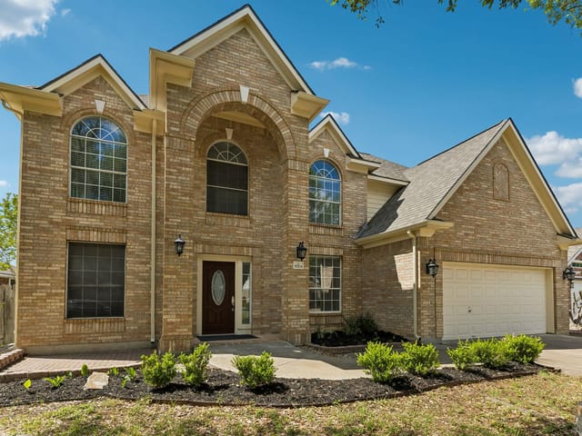 16504 Lounsbury PL