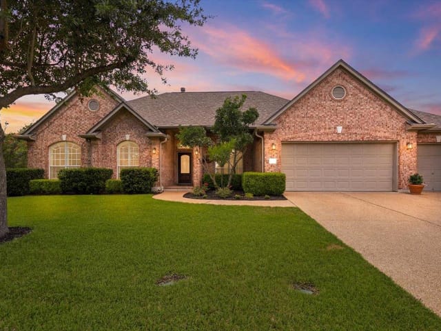 16632 Malaga Hills DR