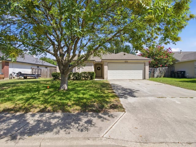 168 Beau LN