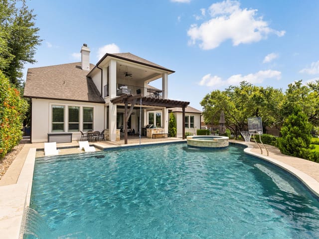 16812 Broomweed CV