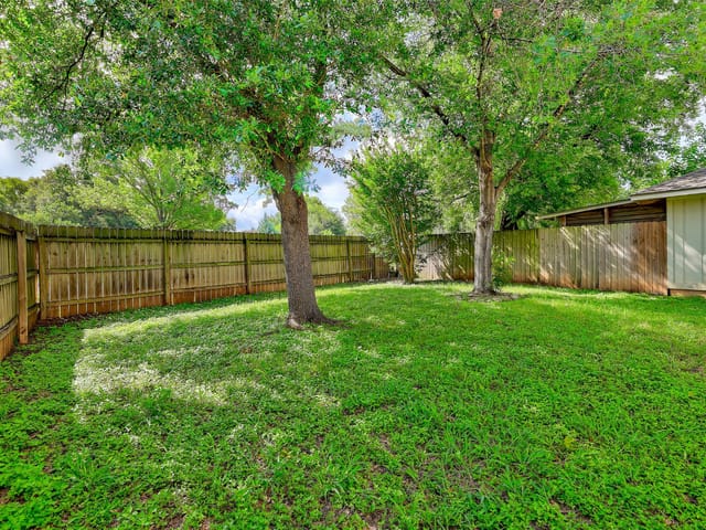 16819 Whitebrush LOOP