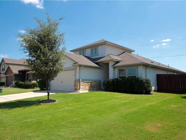 16820 Bridgefarmer BLVD