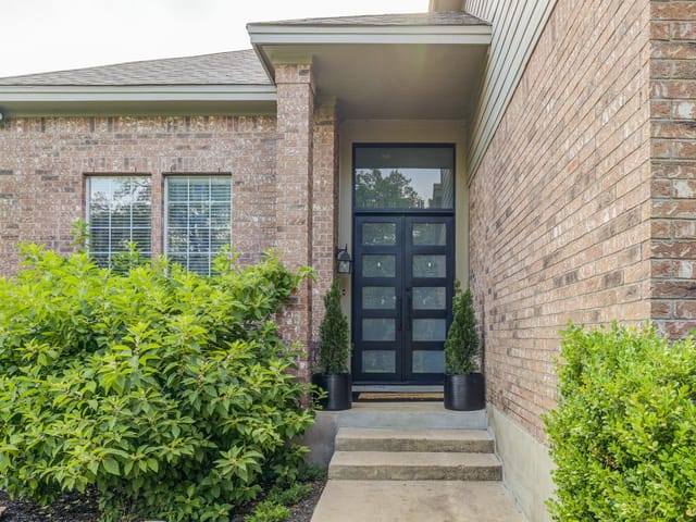 16909 Westview TRL
