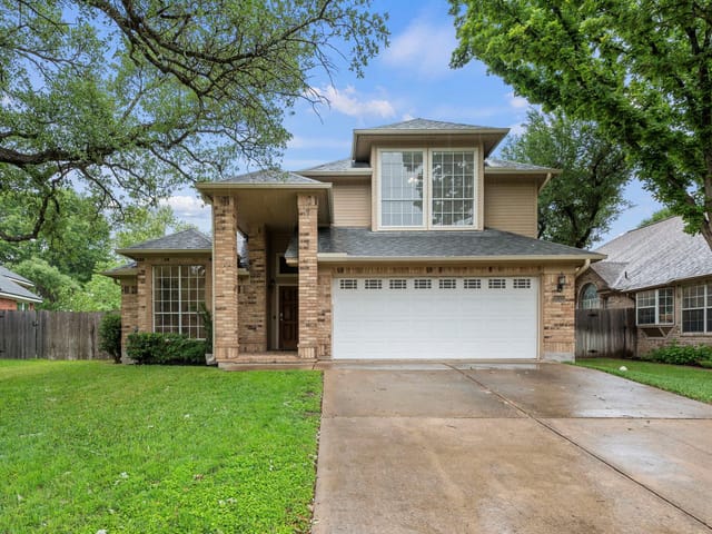 16922 Dorman Dr