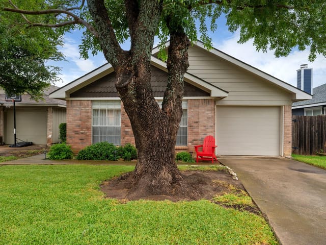 16931 Whitebrush LOOP