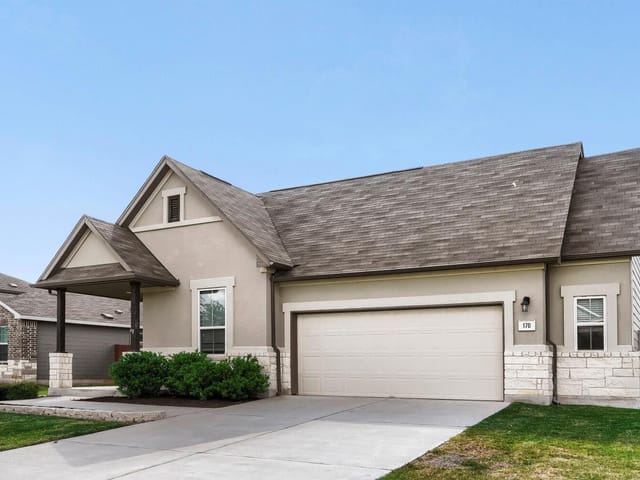 170 Silver Glen DR