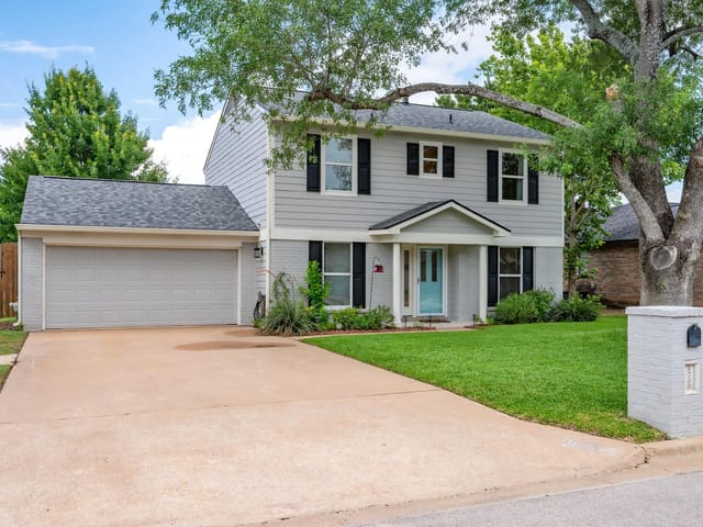 1700 E Messick LOOP