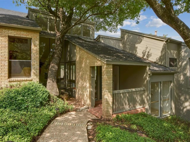 1700 Graywood Cv