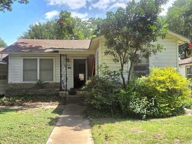 1700 Richcreek RD