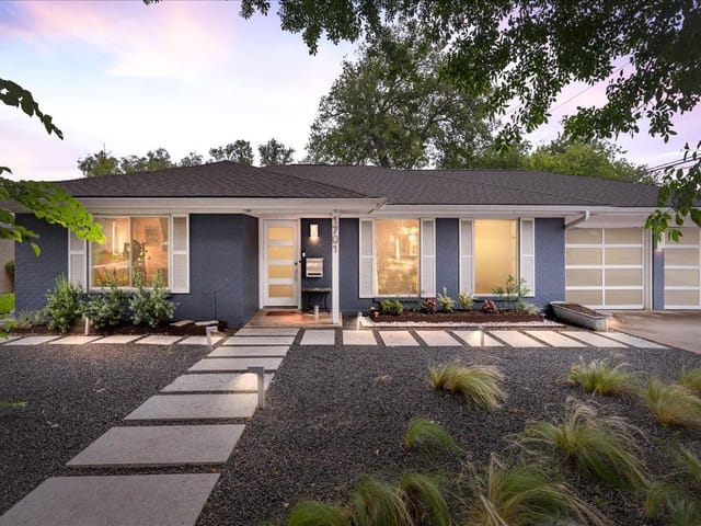 1701 Broadmoor DR