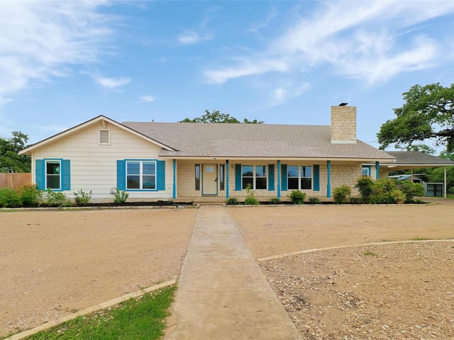 1701 E New Hope DR