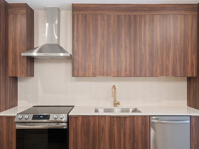 1701 Simond Ave Unit #206
