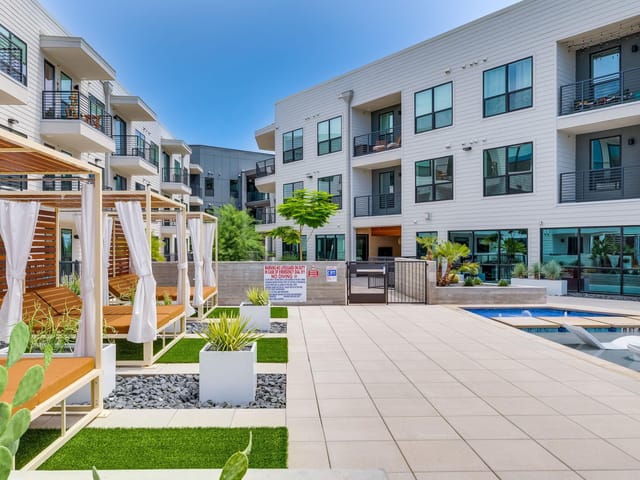 1701 Simond Ave Unit #524