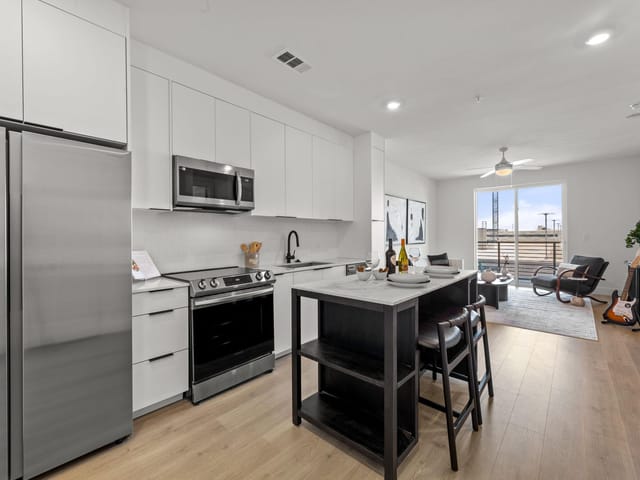 1701 Simond Ave Unit #601