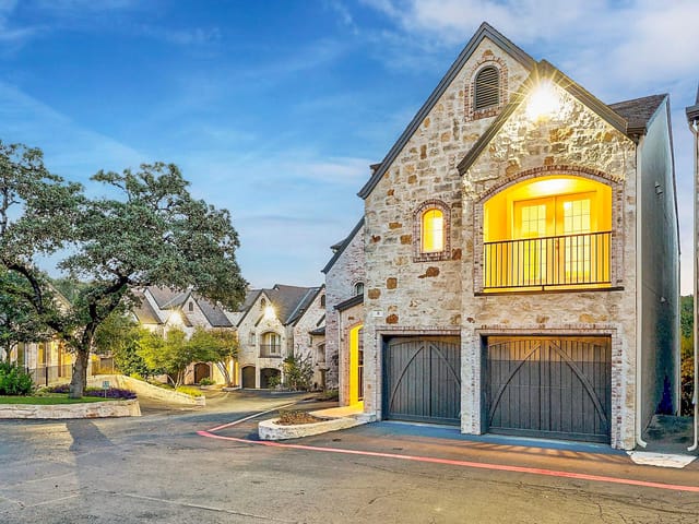 1701 Spyglass DR Unit #11