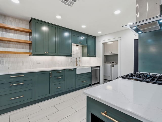 1701 W Braker LN Unit #A