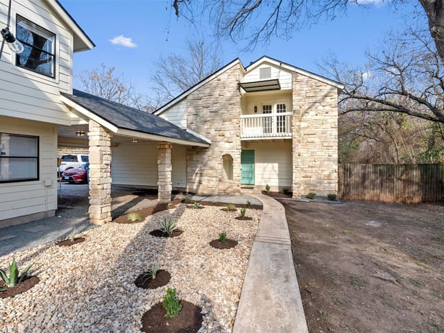 1702 Cinnamon PATH