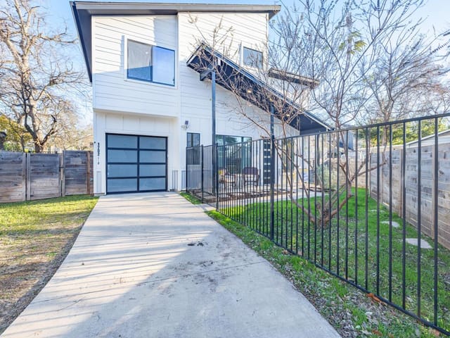 1702 Cullen Ave Unit #2