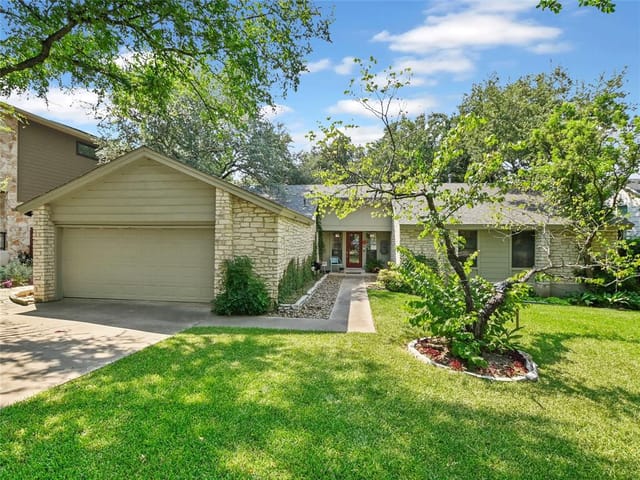 1702 Mistywood Dr