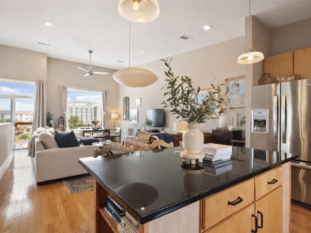 1702 S Lamar Blvd Unit #3