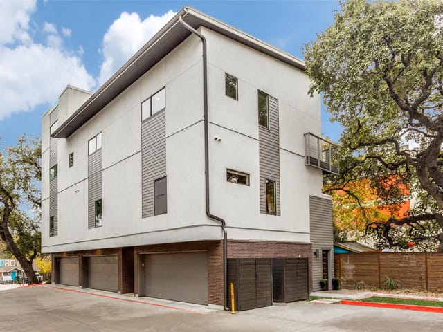 1702 S Lamar Blvd Unit #30