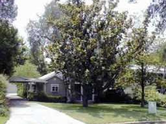 1703 MOHLE DR