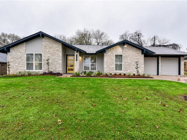 1703 Pebble Brook Dr