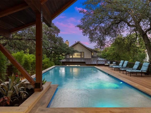 1704 East Side DR - front exterior - Luxury home in Travis Heights, Austin, TX