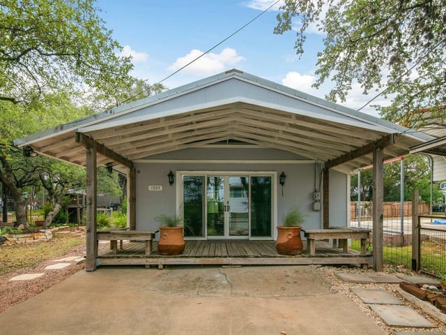 1705 Blue Cat LN