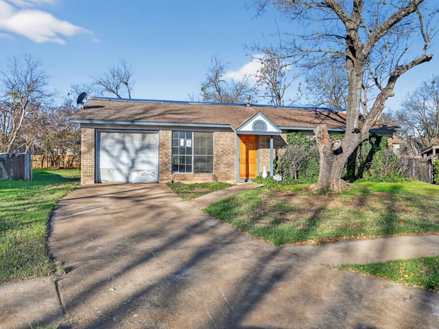 1705 Cherry Meadow CIR