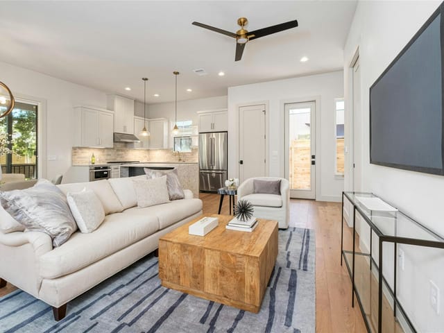 1705 Chestnut Ave Unit #2