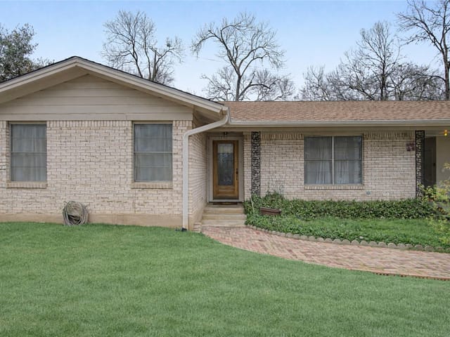 1705 Elmhurst DR