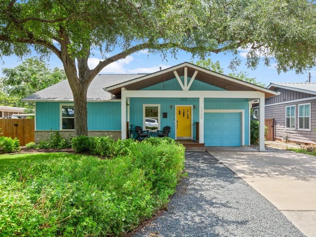 1705 Richcreek Rd