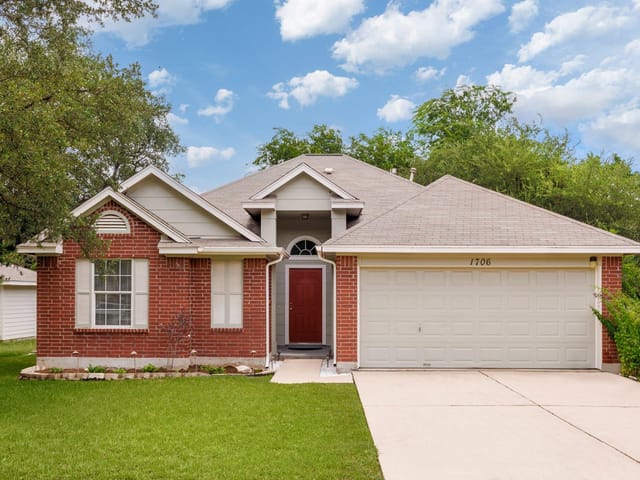 1706 COLUMBINE LN