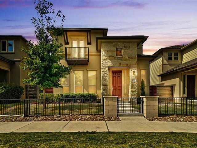 1706 Frontier Valley Dr