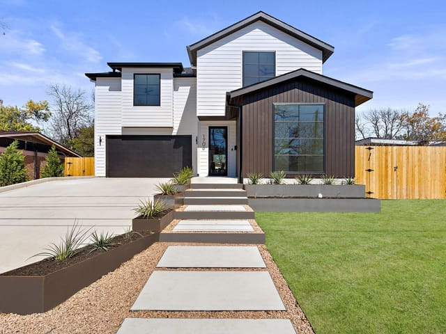 1706 Karen Ave