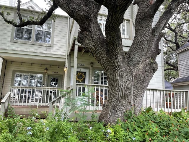 1706 Newning Ave Unit #A-101