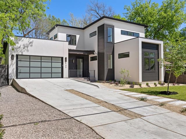 1706 Romeria Dr