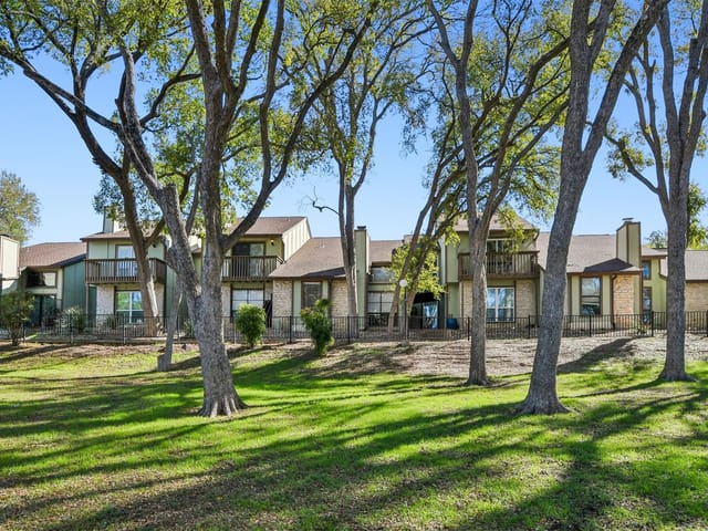 1706 Timber Ridge Dr