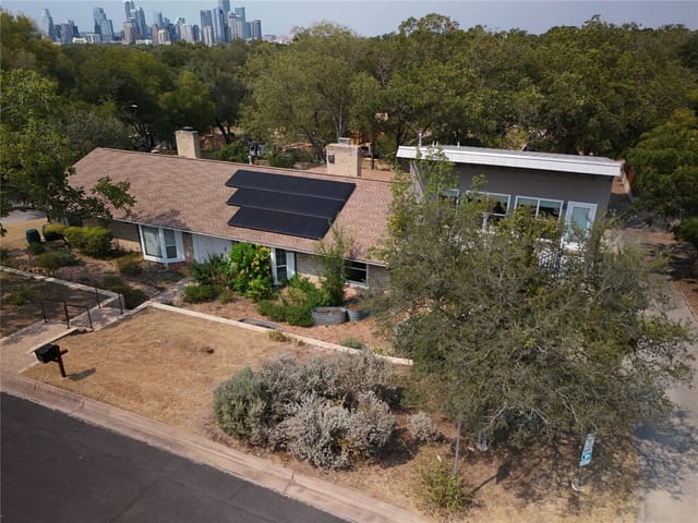 1706 Windoak DR