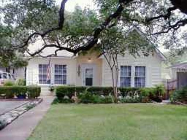 1707 NEWNING Ave
