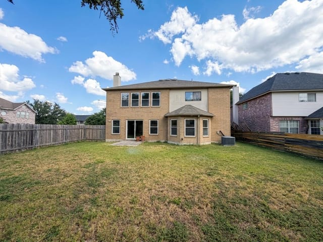 1707 Treeline DR
