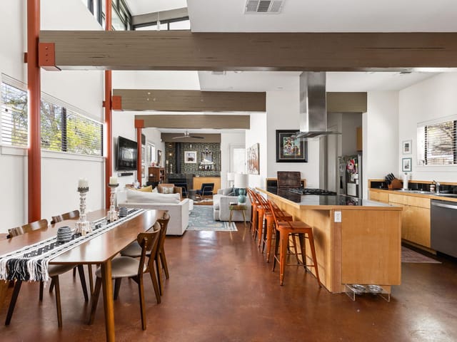 1708 Harvey ST Unit #1
