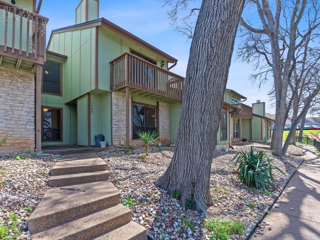 1708 Timber Ridge Dr