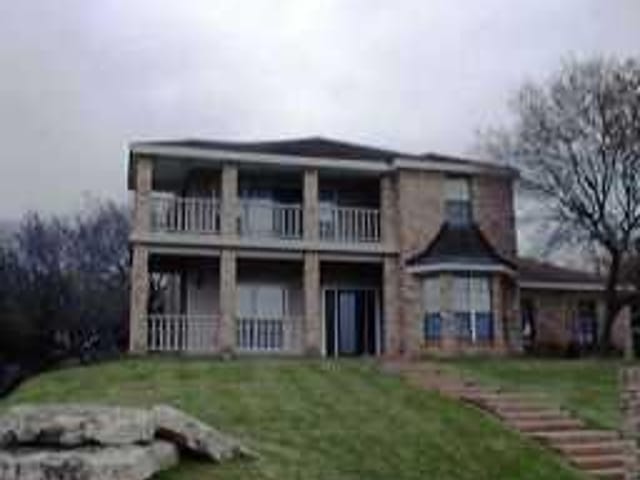1709 BEN CRENSHAW WAY