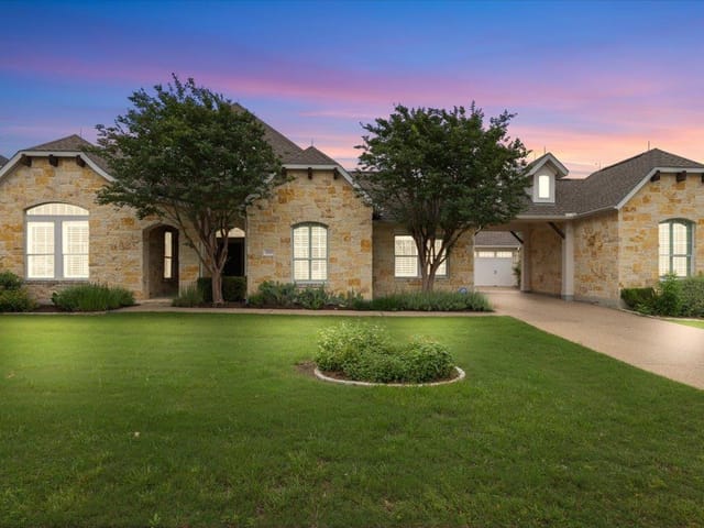 1709 Grassy Field RD