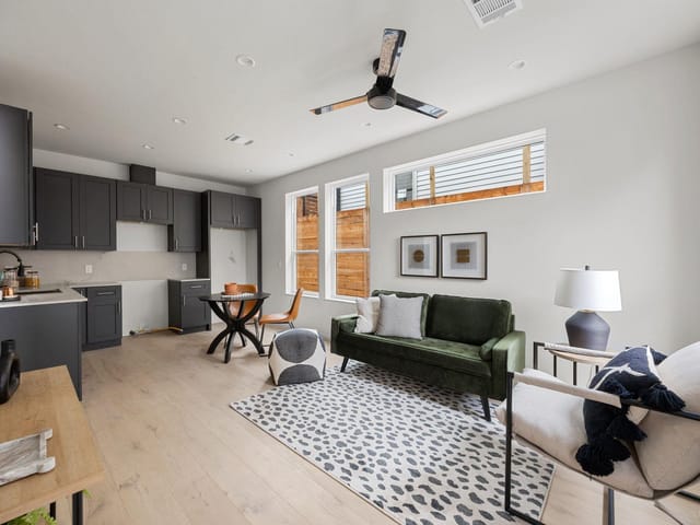 1709 Maple Ave Unit #2A